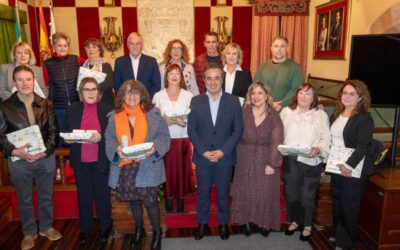 14 educadores reciben reconocimiento por su trayectoria en Camargo