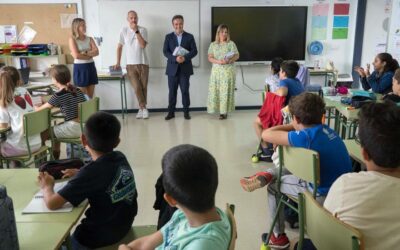 El Ayuntamiento de Camargo edita 4.200 ejemplares de la nueva agenda escolar